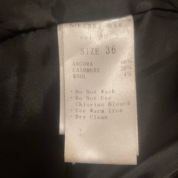 Angola, cashmere and wool Long Coat - Picture 3 of 9